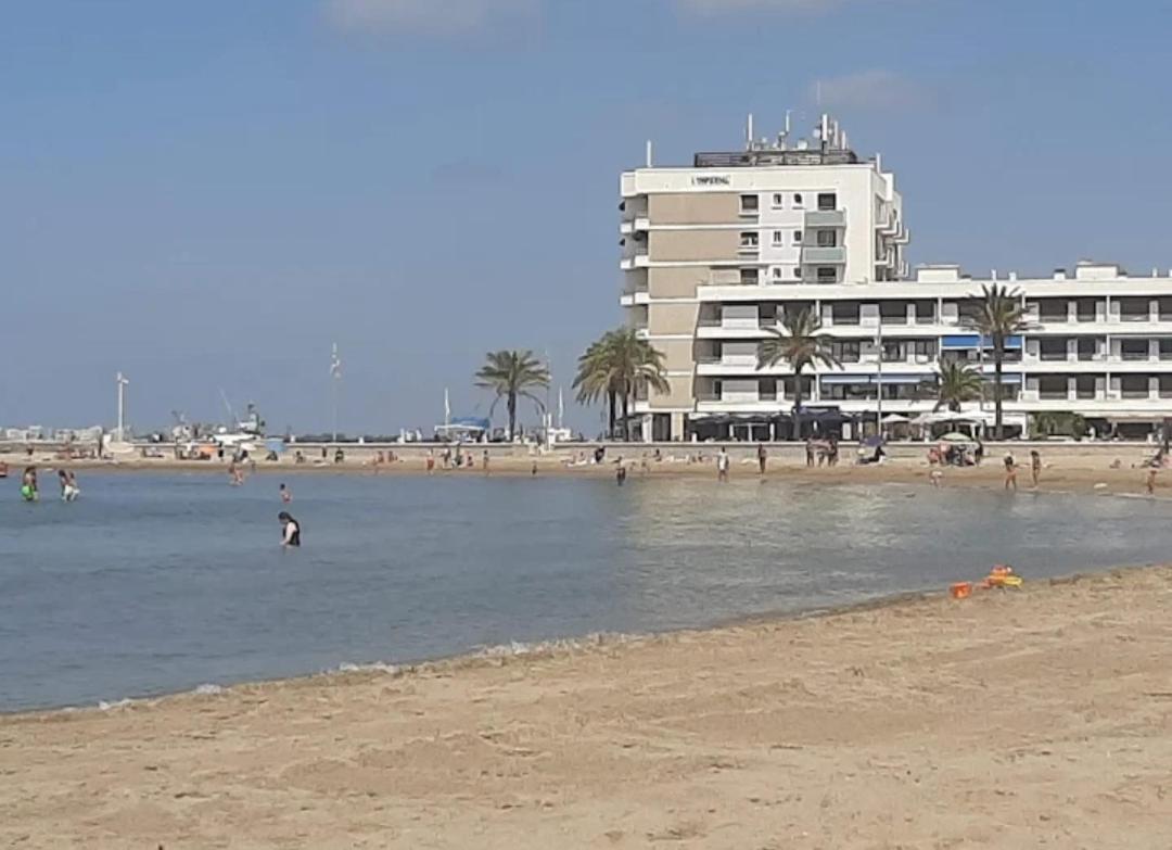 Cote Plage Hyper Centre - Bord De Mer Le Grau-du-Roi Bagian luar foto